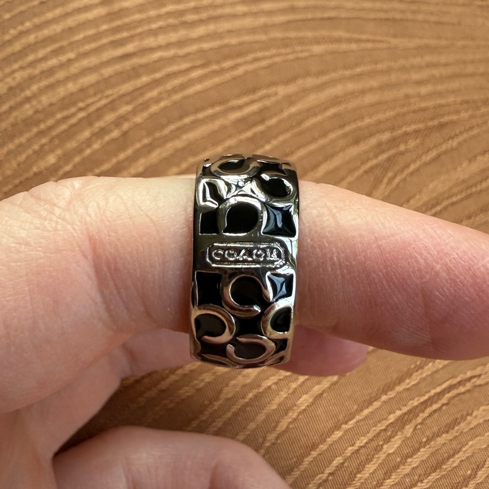 Vintage Coach ring (size 7)-black, silver